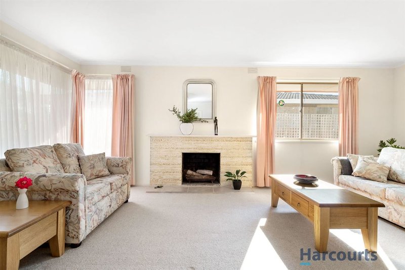 Photo - 101 Albany Drive, Mulgrave VIC 3170 - Image 5