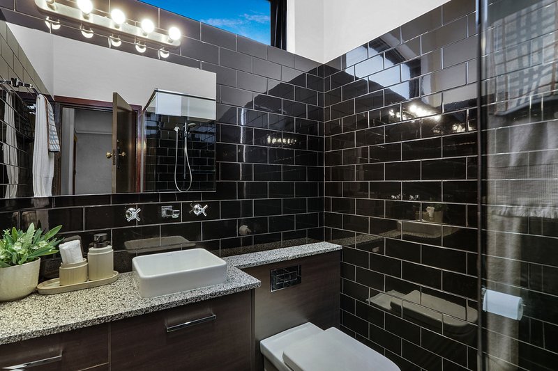 Photo - 101 Anzac Road, Mount Hawthorn WA 6016 - Image 8