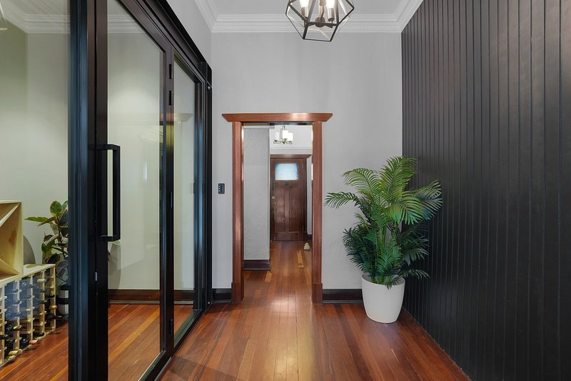 Photo - 101 Anzac Road, Mount Hawthorn WA 6016 - Image 11
