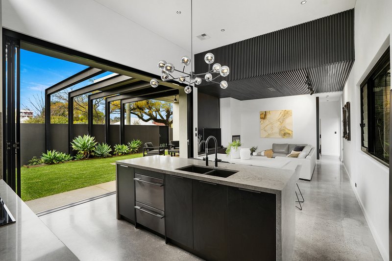 Photo - 101 Anzac Road, Mount Hawthorn WA 6016 - Image 17