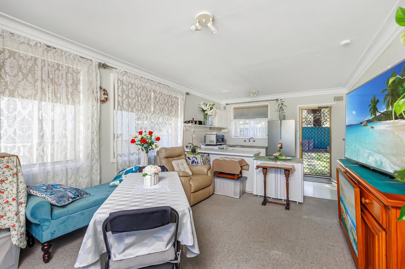 Photo - 101 Berkeley Street, Speers Point NSW 2284 - Image 6