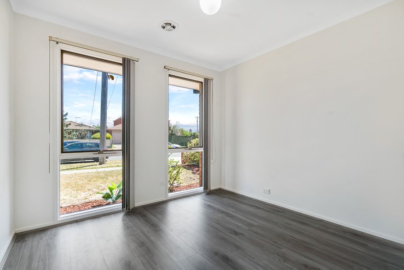 Photo - 101 Birchwood Boulevard, Hoppers Crossing VIC 3029 - Image 6