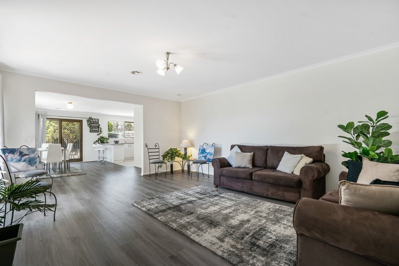 Photo - 101 Birchwood Boulevard, Hoppers Crossing VIC 3029 - Image 14