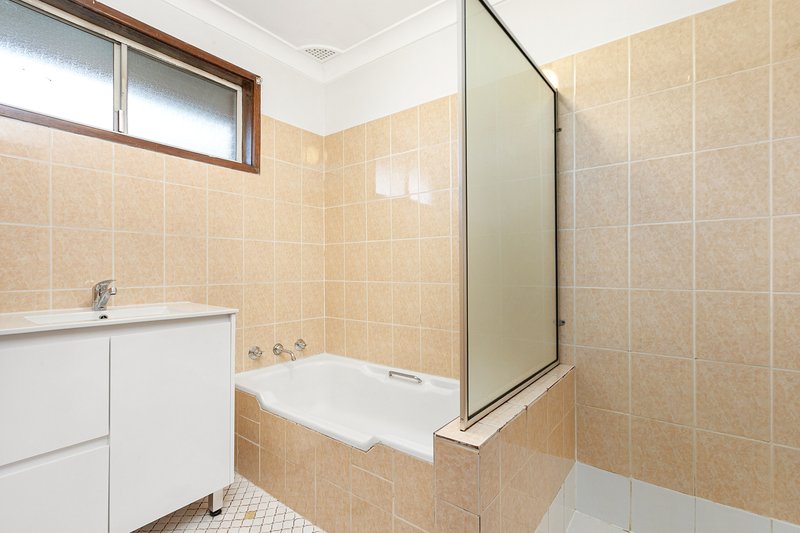 Photo - 101 Birdwood Road, Georges Hall NSW 2198 - Image 5