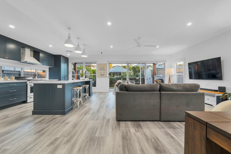 Photo - 101 Borden Street, Sherwood QLD 4075 - Image 1