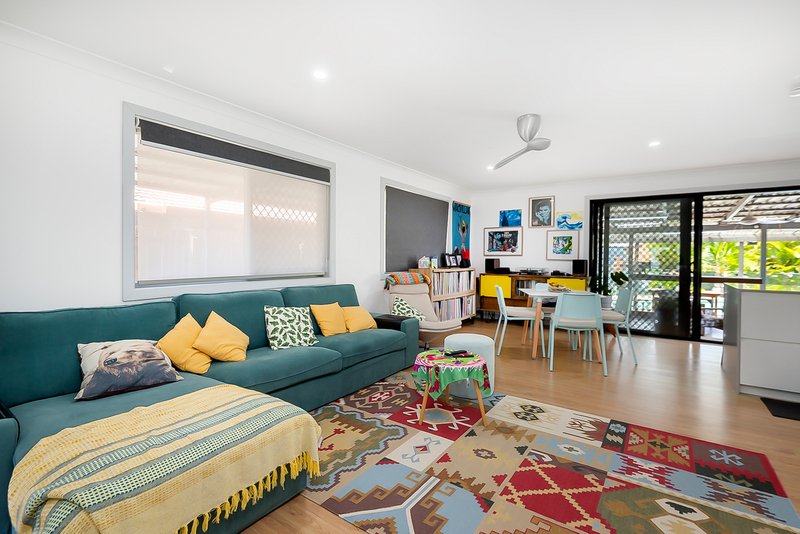 Photo - 101 Cobai Drive, Mudgeeraba QLD 4213 - Image 6