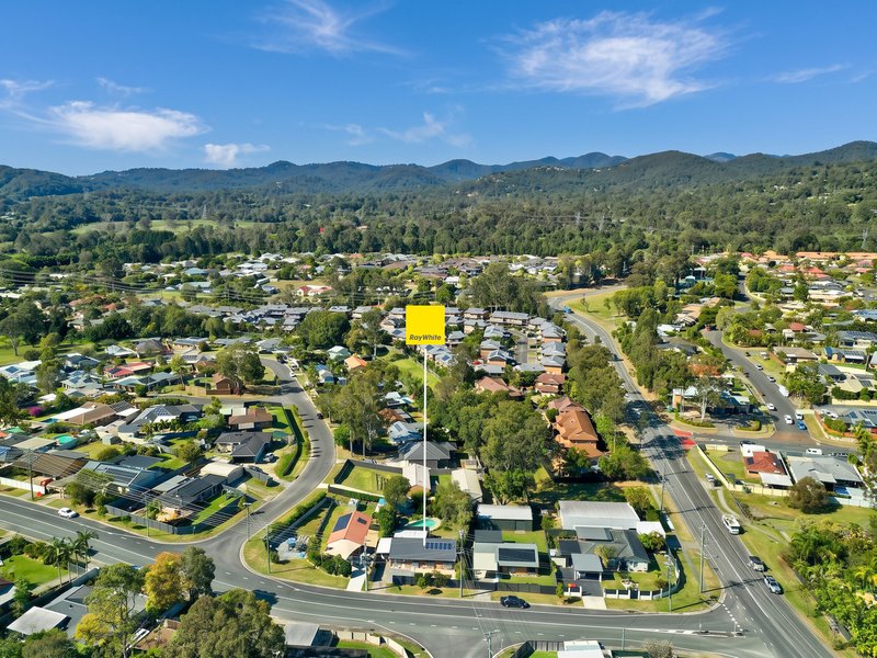 Photo - 101 Cobai Drive, Mudgeeraba QLD 4213 - Image 22