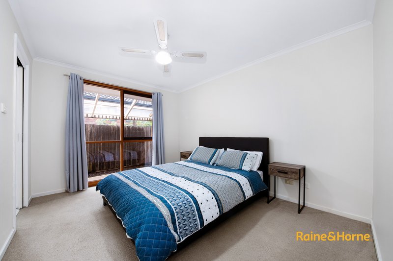 Photo - 101 Courtenay Avenue, Cranbourne North VIC 3977 - Image 8