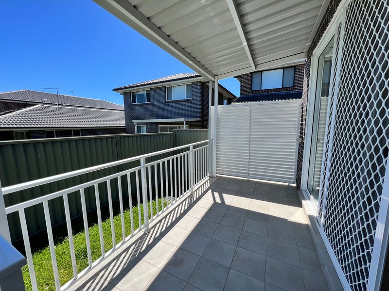 Photo - 101 Cranbourne Street, Riverstone NSW 2765 - Image 18