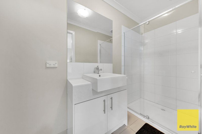 Photo - 101 Emperor Parade, Tarneit VIC 3029 - Image 11