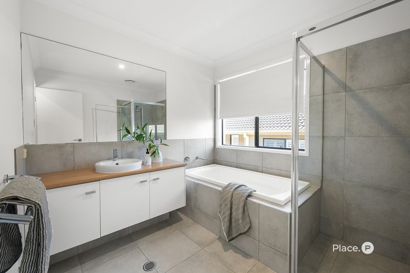 Photo - 101 Erica Street, Cannon Hill QLD 4170 - Image 16