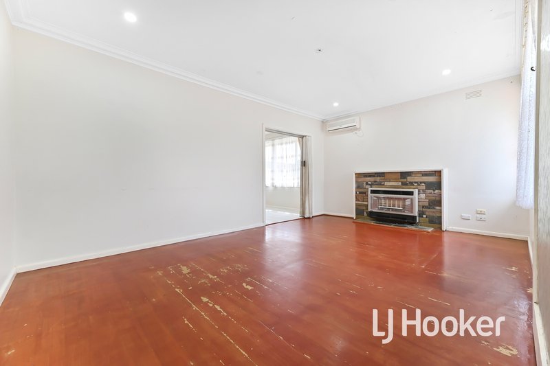 Photo - 101 Fordholm Road, Hampton Park VIC 3976 - Image 2