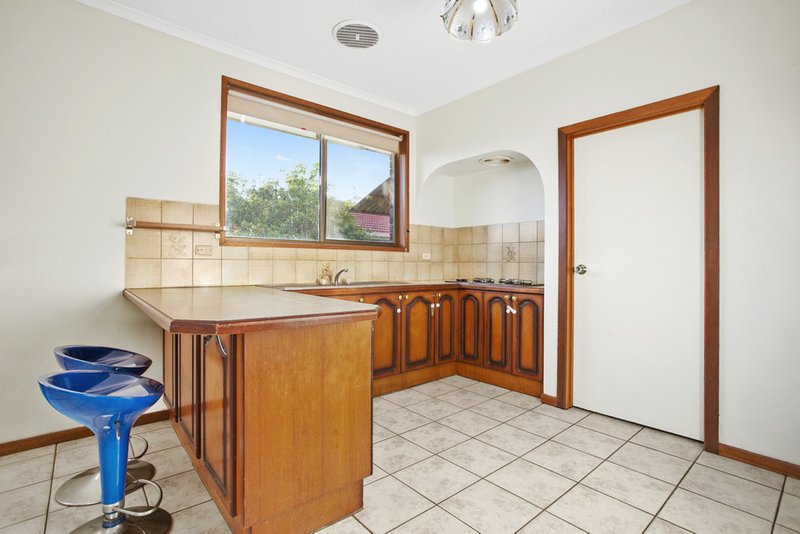 Photo - 101 Garden Grove Drive, Mill Park VIC 3082 - Image 5