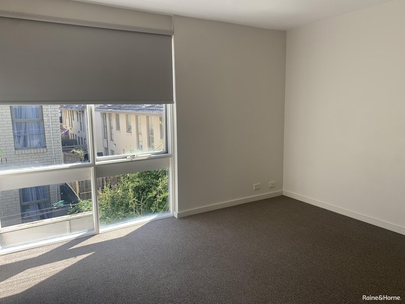 Photo - 10/1 Grandview Avenue, Maribyrnong VIC 3032 - Image 6