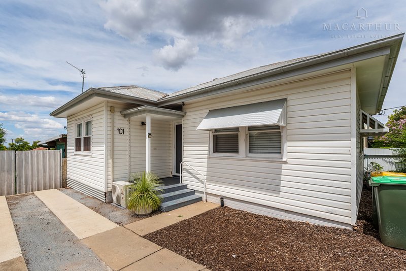 101 Grove Street, Kooringal NSW 2650