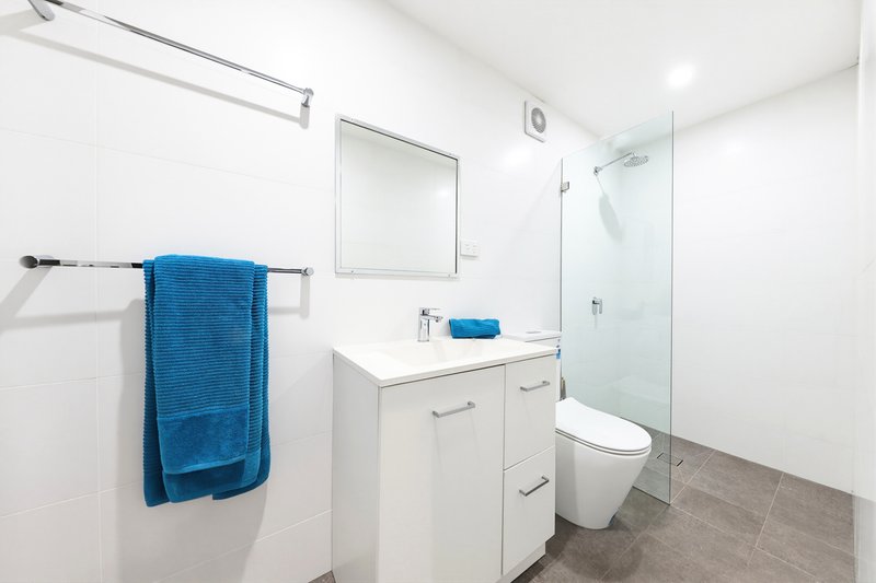 Photo - 101 Harcourt Parade, Rosebery NSW 2018 - Image 12