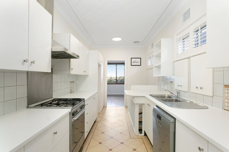 Photo - 101 Headland Road, North Curl Curl NSW 2099 - Image 4