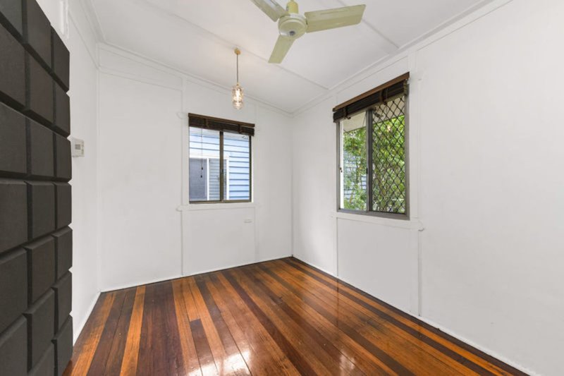 Photo - 101 Jackson Street, Hamilton QLD 4007 - Image 6