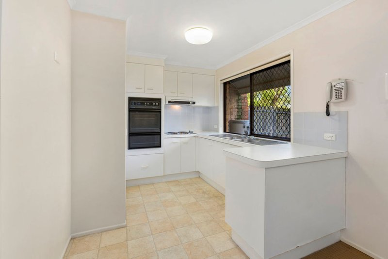 Photo - 10/1 Kelda Street, Robertson QLD 4109 - Image 3