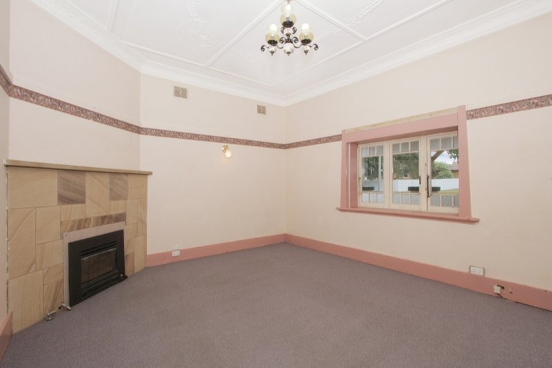 Photo - 101 Kinghorne Street, Goulburn NSW 2580 - Image 5