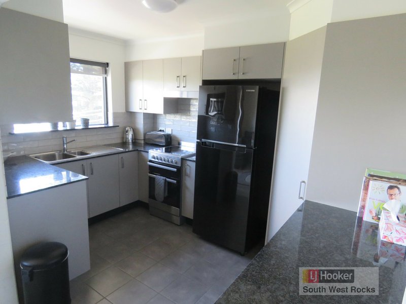 Photo - 10/1 Landsborough Street, South West Rocks NSW 2431 - Image 6