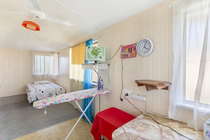 Photo - 101 Leamington Street, Berserker QLD 4701 - Image 8