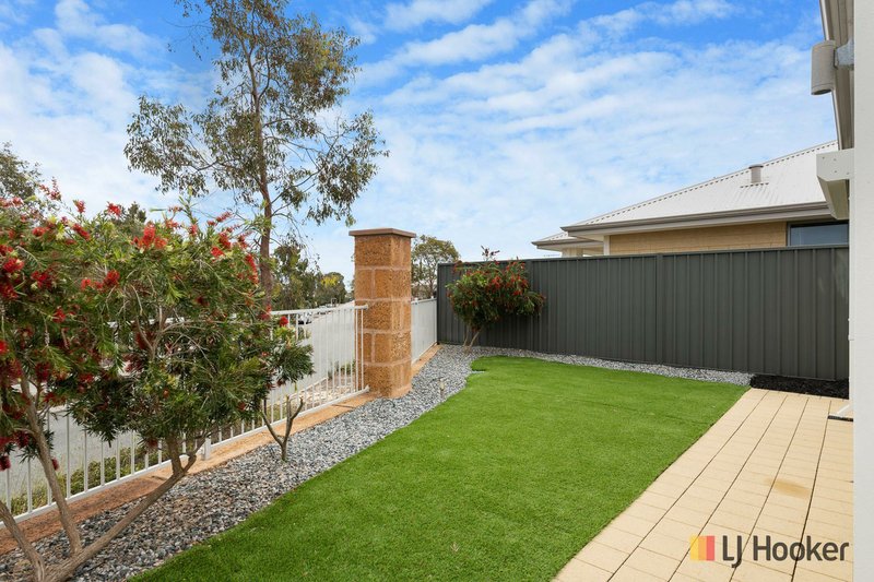 Photo - 10/1 Lemann Turn, Banksia Grove WA 6031 - Image 19