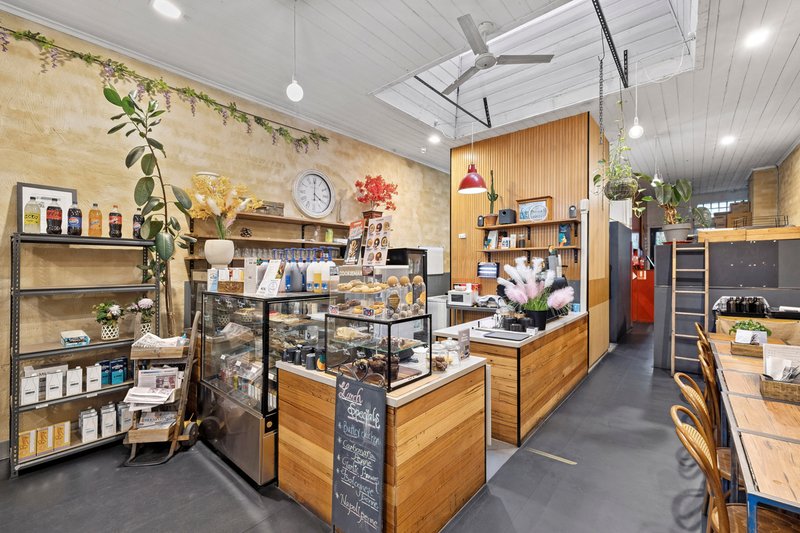Photo - 101 Mollison Street, Kyneton VIC 3444 - Image 2
