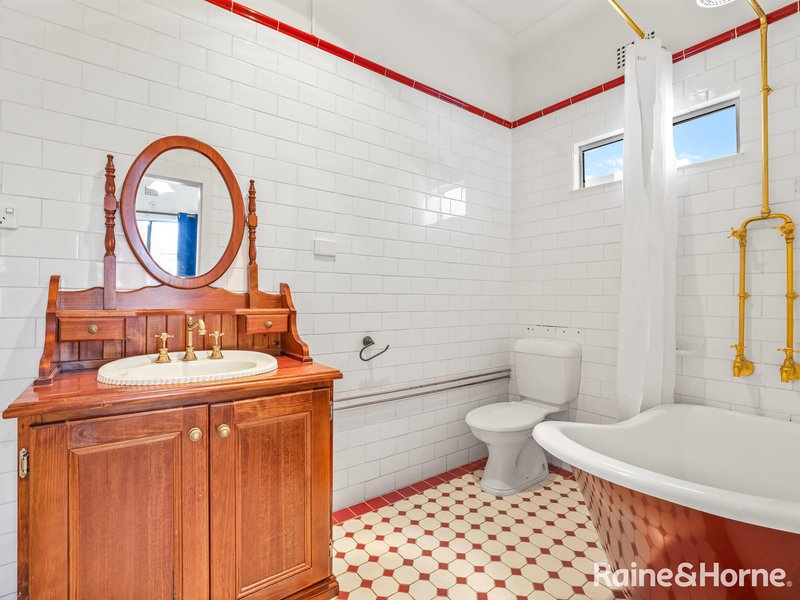 Photo - 101 Morrisset Street, Bathurst NSW 2795 - Image 10