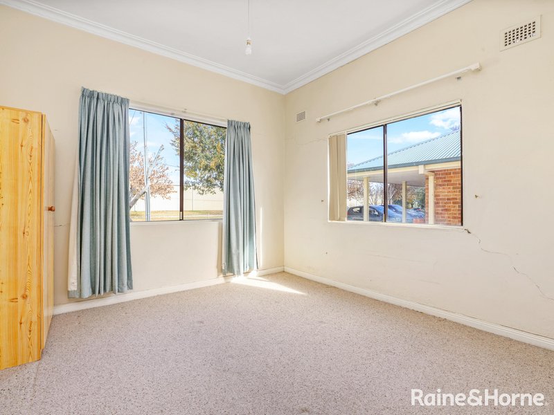 Photo - 101 Morrisset Street, Bathurst NSW 2795 - Image 12