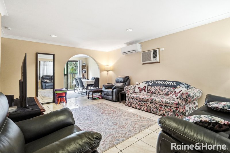 Photo - 10/1 Noela Place, Oxley Park NSW 2760 - Image 3