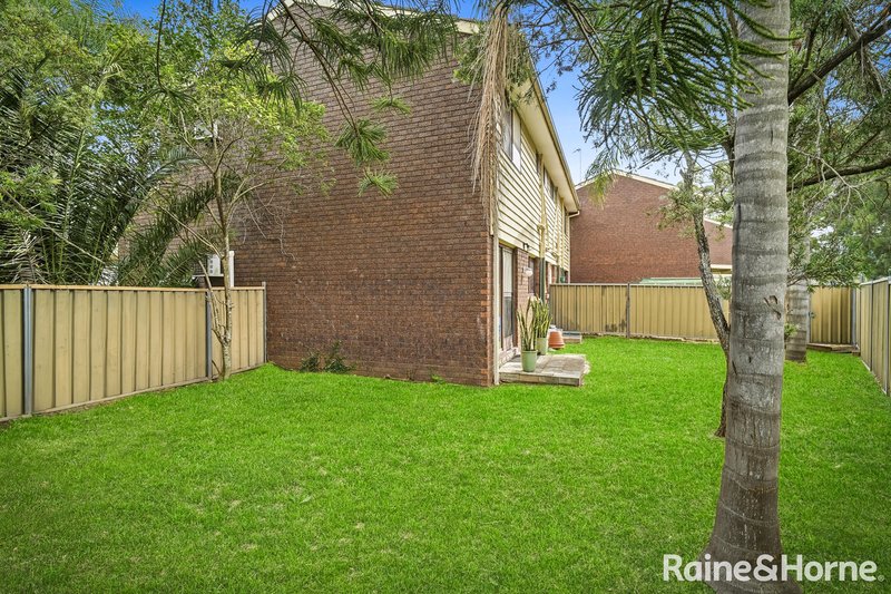 Photo - 10/1 Noela Place, Oxley Park NSW 2760 - Image 11