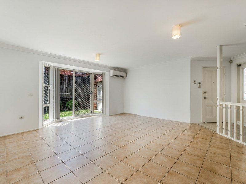 Photo - 101 Pine Road, Casula NSW 2170 - Image 7