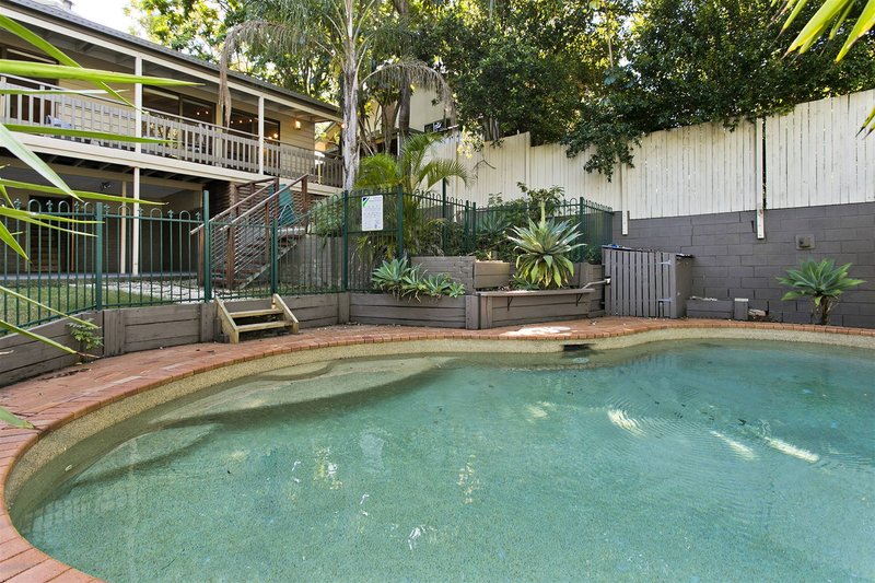 Photo - 101 Plucks Road, Arana Hills QLD 4054 - Image 6