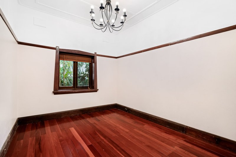 Photo - 101 Queen Victoria Street, Bexley NSW 2207 - Image 5