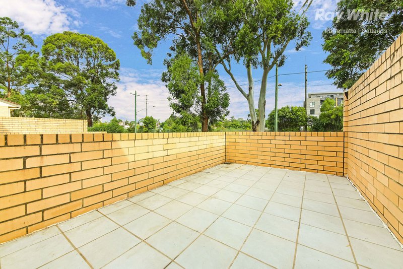 Photo - 10/1 Reid Avenue, Westmead NSW 2145 - Image 6