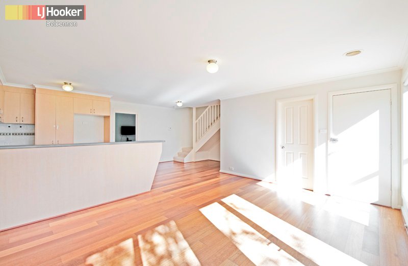 Photo - 101 Sugarloaf Circle, Palmerston ACT 2913 - Image