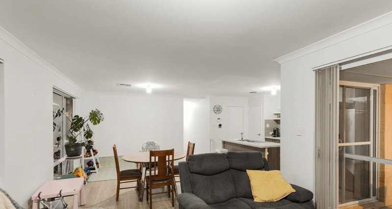 Photo - 101 Wake Way, Wellard WA 6170 - Image 4