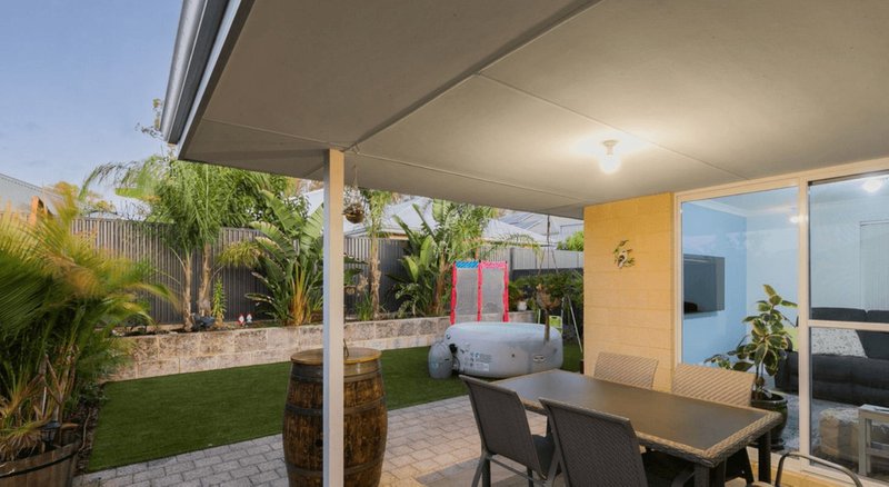 Photo - 101 Wake Way, Wellard WA 6170 - Image 11