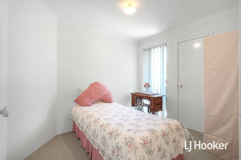 Photo - 10/1 Walter Street, Gosnells WA 6110 - Image 11