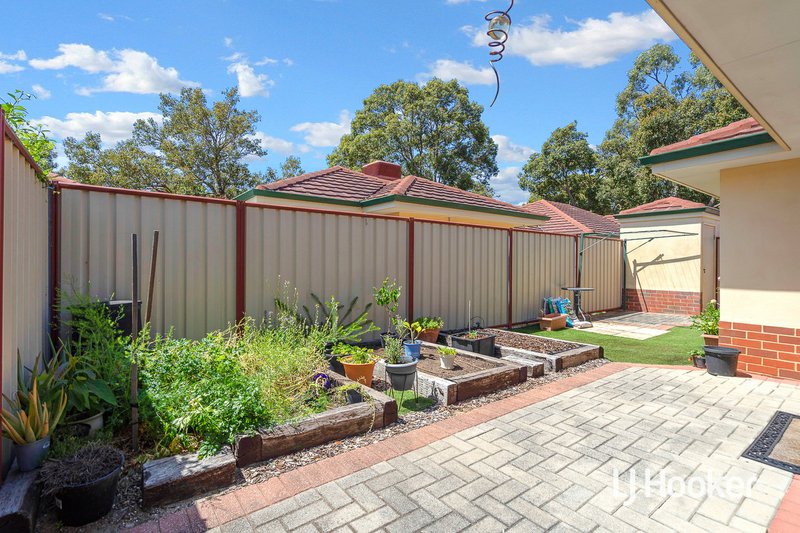 Photo - 10/1 Walter Street, Gosnells WA 6110 - Image 14