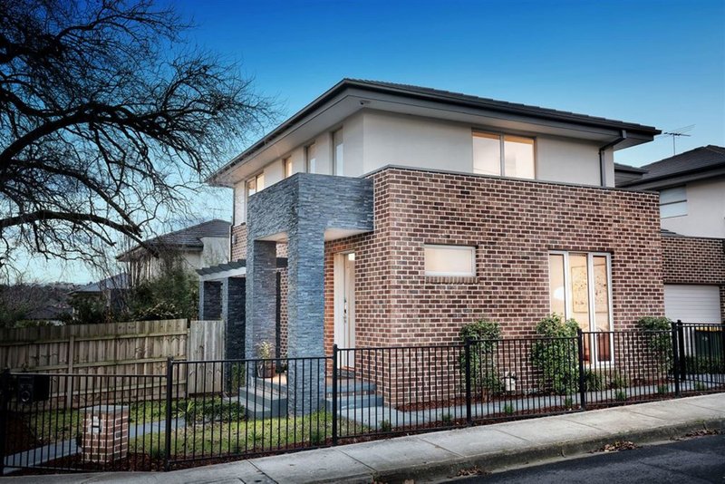 101 Woodhouse Grove, Box Hill North VIC 3129