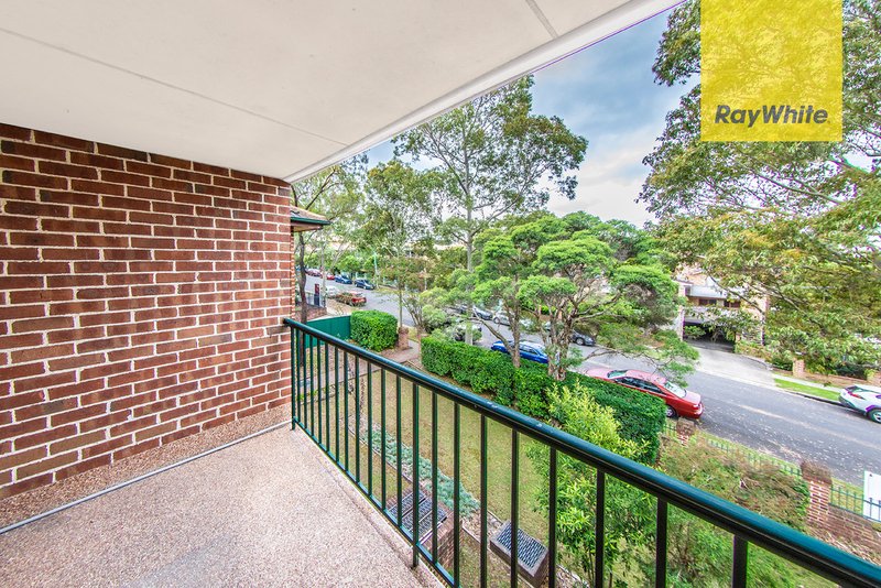 Photo - 10/10-12 Bailey Street, Westmead NSW 2145 - Image 3