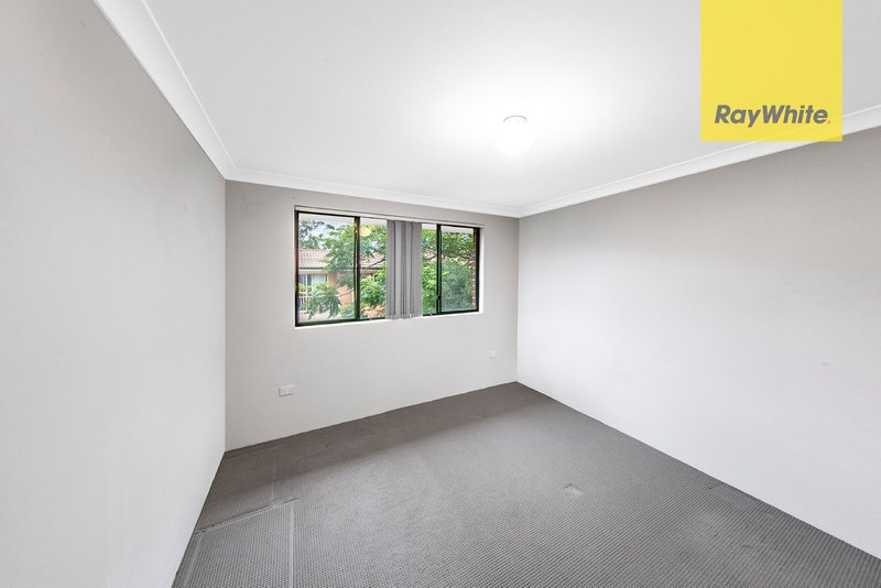 Photo - 10/10-12 Bailey Street, Westmead NSW 2145 - Image 7