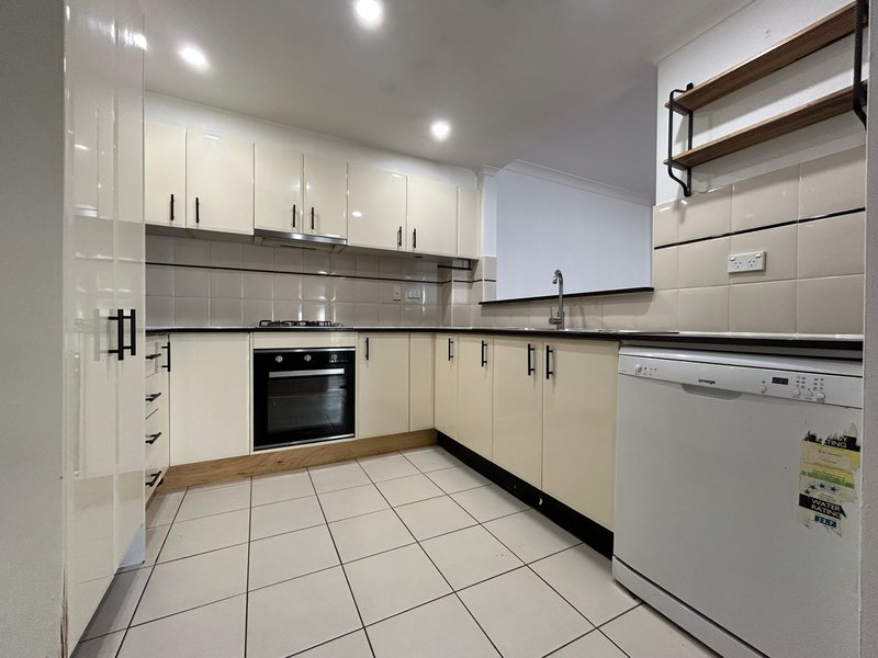 Photo - 10/10-12 Chandler Street, Rockdale NSW 2216 - Image 4