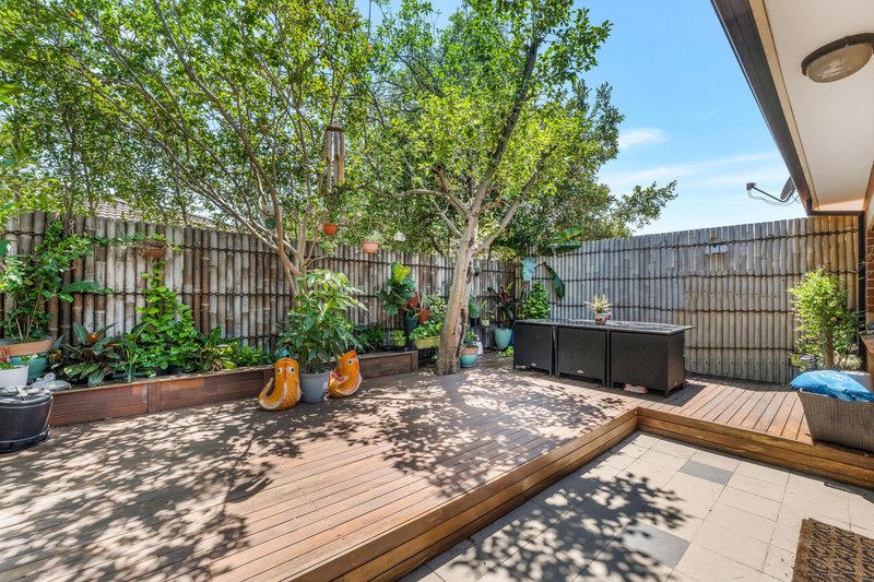 Photo - 10/10-12 Justin Street, Smithfield NSW 2164 - Image 8