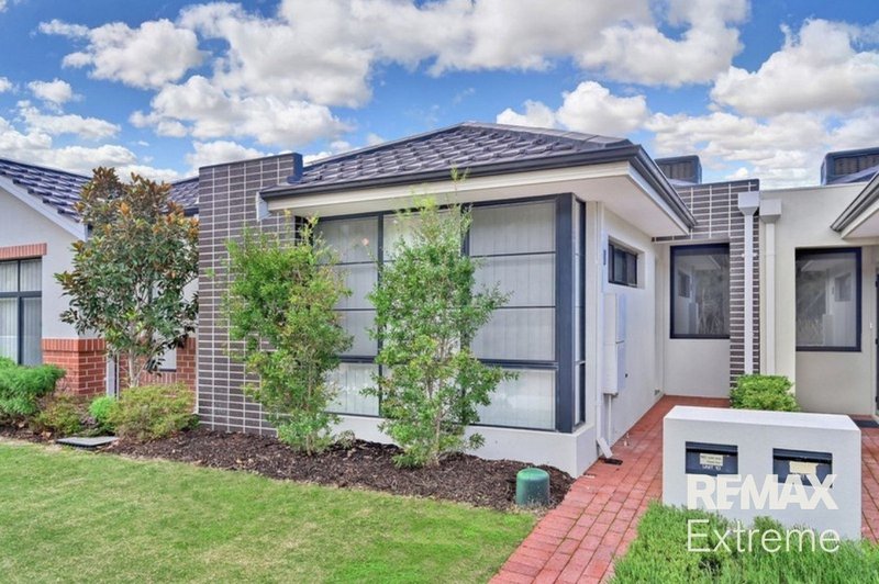 Photo - 10/10 Cordovan Parkway, Aveley WA 6069 - Image 2