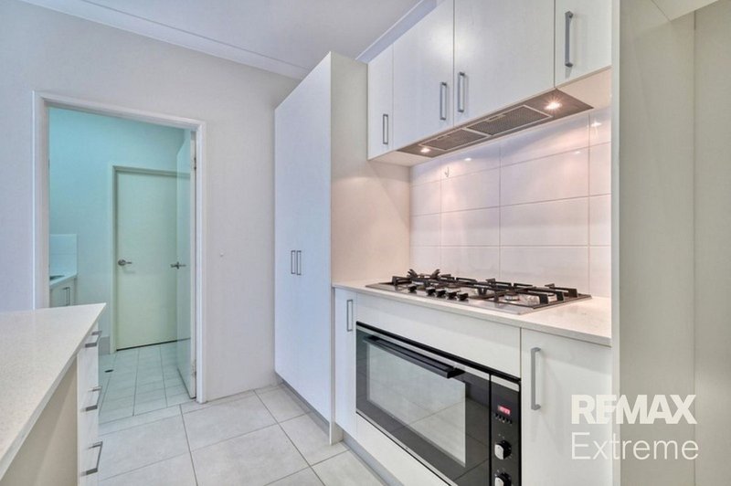 Photo - 10/10 Cordovan Parkway, Aveley WA 6069 - Image 4