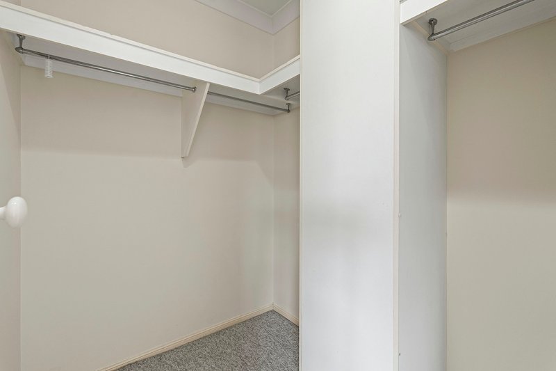 Photo - 10/10 Lawrence Close, Robertson QLD 4109 - Image 10