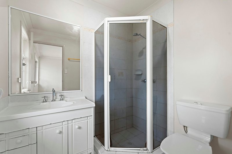 Photo - 10/10 Lawrence Close, Robertson QLD 4109 - Image 11